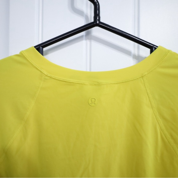Lululemon Sun Shelter Long Sleeve Rash Guard in Soleil (Yellow) Womens Medium - Picture 7 of 10